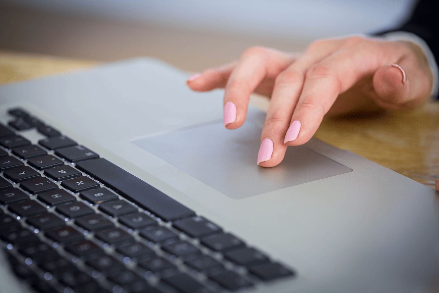 Ako zapnúť/vypnúť touchpad? Návod pre Windows a MacBook